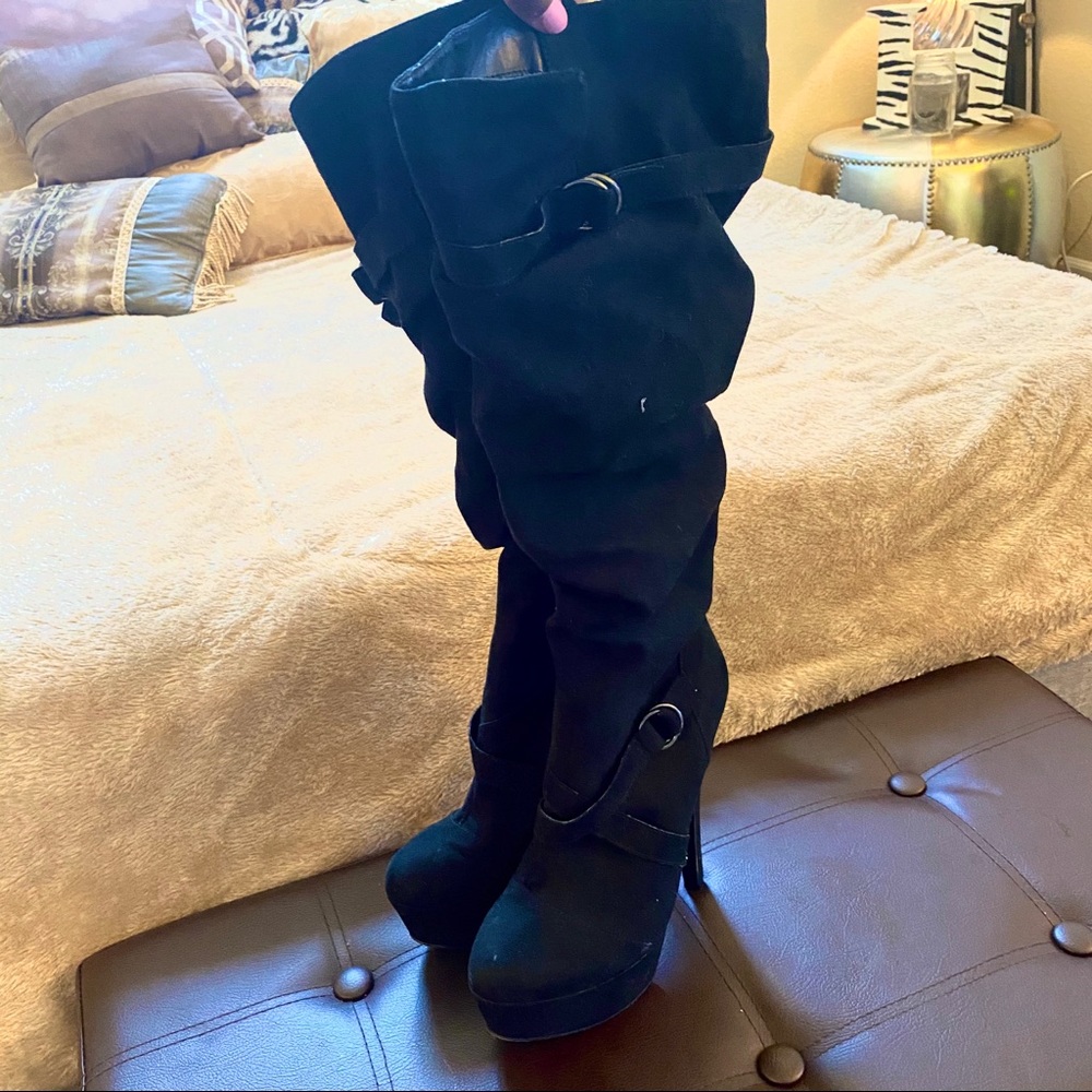 🖤 Black 21” Knee High boots